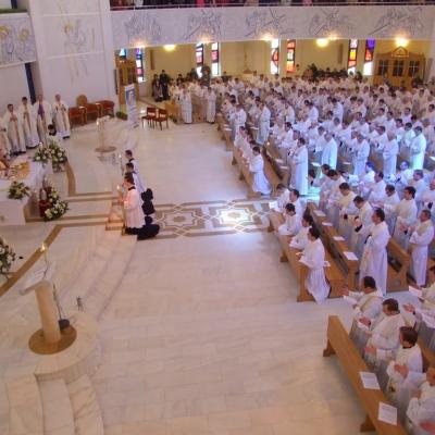 21 aprilie: Iaşi: Liturghia crismei