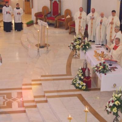 21 aprilie: Iaşi: Liturghia crismei