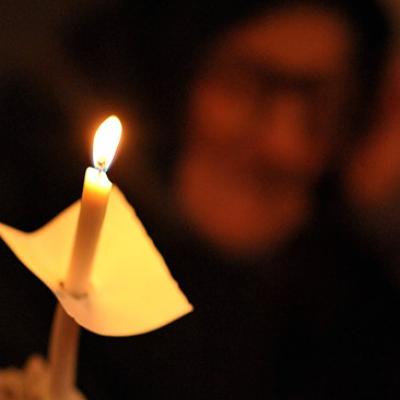 23 aprilie: Măgura (BC): Slujba Învierii la Căminul de bătrâni "Sfânta Faţă a lui Isus" (foto: FOCUS)
