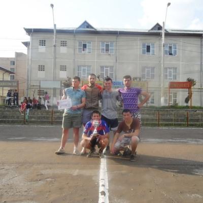 27-29 aprilie: Roman: Al VIII-lea turneu de fotbal interparohial