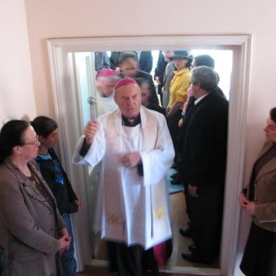 29 şi 30 aprilie: Roman: Sfinţirea şi inaugurarea a trei noi proiecte ale Asociaţiei Caritas