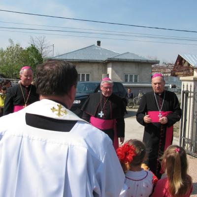 29 şi 30 aprilie: Roman: Sfinţirea şi inaugurarea a trei noi proiecte ale Asociaţiei Caritas