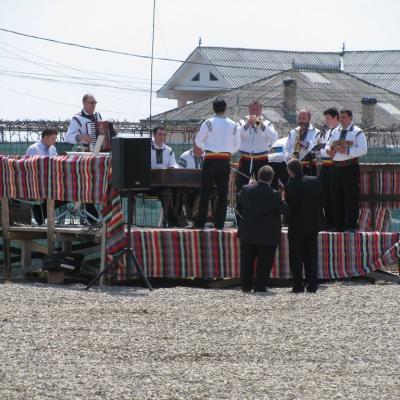 29 şi 30 aprilie: Roman: Sfinţirea şi inaugurarea a trei noi proiecte ale Asociaţiei Caritas