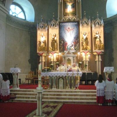 1 mai: Suceava: Ziua beatificării papei Ioan Paul al II-lea