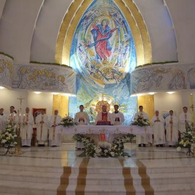 1 mai: Iaşi (catedrală): Liturghie de mulţumire pentru împlinirea a 21 de ani de episcopat ai PS Petru Gherghel