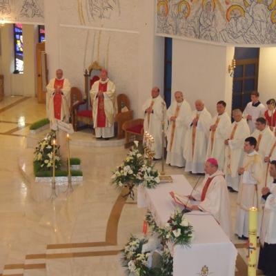 1 mai: Iaşi (catedrală): Liturghie de mulţumire pentru împlinirea a 21 de ani de episcopat ai PS Petru Gherghel
