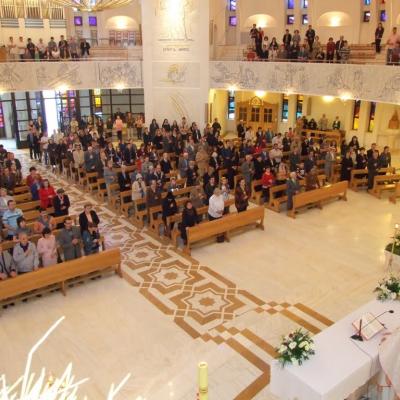 1 mai: Iaşi (catedrală): Liturghie de mulţumire pentru împlinirea a 21 de ani de episcopat ai PS Petru Gherghel
