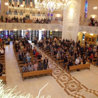 1 mai: Iaşi (catedrală): Liturghie de mulţumire pentru împlinirea a 21 de ani de episcopat ai PS Petru Gherghel