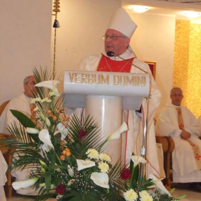 1 mai: Iaşi (catedrală): Liturghie de mulţumire pentru împlinirea a 21 de ani de episcopat ai PS Petru Gherghel