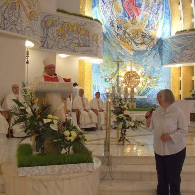 1 mai: Iaşi (catedrală): Liturghie de mulţumire pentru împlinirea a 21 de ani de episcopat ai PS Petru Gherghel