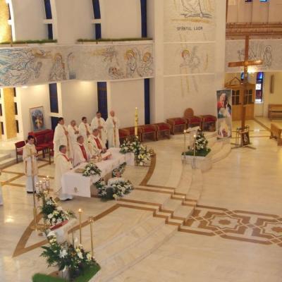 1 mai: Iaşi (catedrală): Liturghie de mulţumire pentru împlinirea a 21 de ani de episcopat ai PS Petru Gherghel