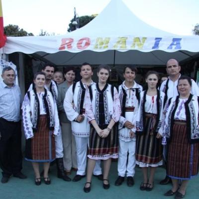 8 mai: Roma: Românii au "incendiat" Roma la cea de-a XX-a ediţie a "Sărbătorii popoarelor" - "Festa dei popoli"