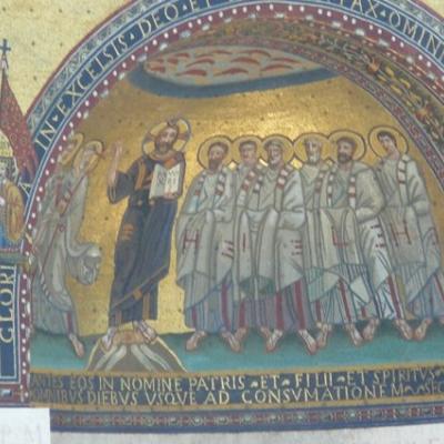 8 mai: Roma: Românii au "incendiat" Roma la cea de-a XX-a ediţie a "Sărbătorii popoarelor" - "Festa dei popoli"