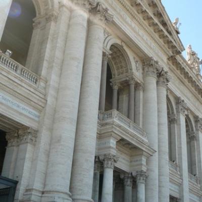 8 mai: Roma: Românii au "incendiat" Roma la cea de-a XX-a ediţie a "Sărbătorii popoarelor" - "Festa dei popoli"