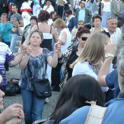 8 mai: Roma: Românii au "incendiat" Roma la cea de-a XX-a ediţie a "Sărbătorii popoarelor" - "Festa dei popoli"
