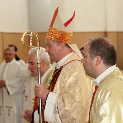 8 mai: Roman: Întâlnirea persoanelor consacrate