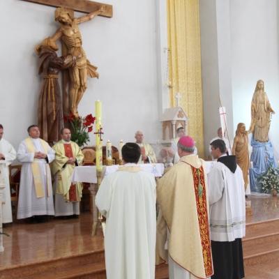 8 mai: Roman: Întâlnirea persoanelor consacrate