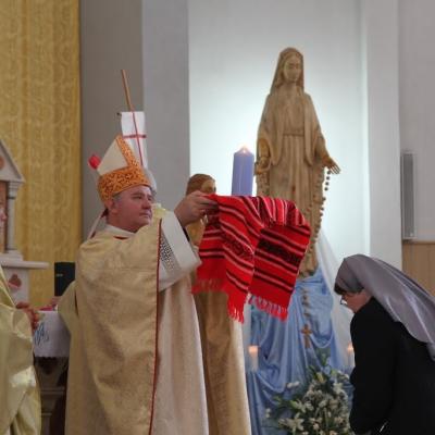 8 mai: Roman: Întâlnirea persoanelor consacrate