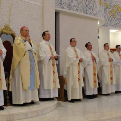 10 mai: Iaşi: Liturghie concelebrată de preoţii promoţiei 2008