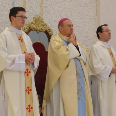 10 mai: Iaşi: Liturghie concelebrată de preoţii promoţiei 2008