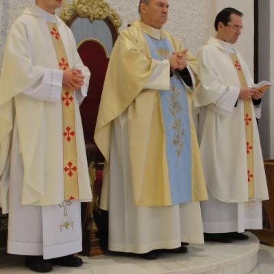 10 mai: Iaşi: Liturghie concelebrată de preoţii promoţiei 2008