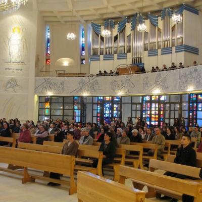 10 mai: Iaşi: Liturghie concelebrată de preoţii promoţiei 2008
