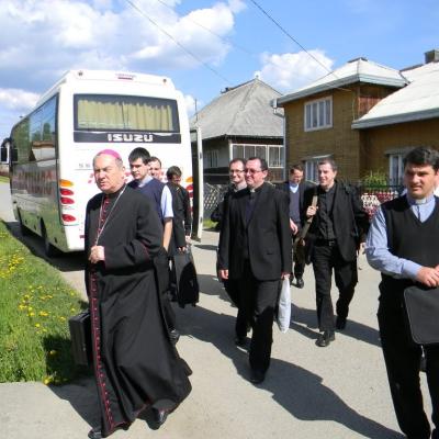 13 mai: Cacica: Pelerinajul de Ziua Bolnavului
