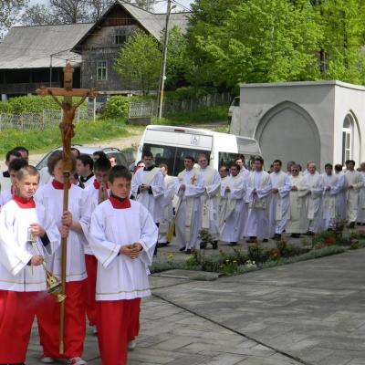 13 mai: Cacica: Pelerinajul de Ziua Bolnavului