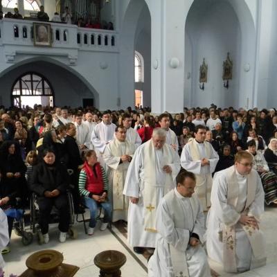 13 mai: Cacica: Pelerinajul de Ziua Bolnavului