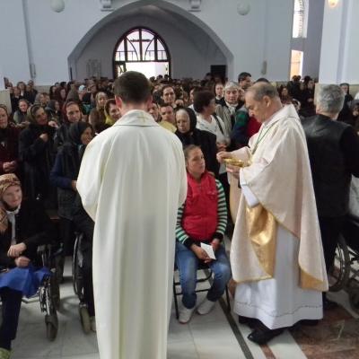 13 mai: Cacica: Pelerinajul de Ziua Bolnavului