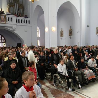 13 mai: Cacica: Pelerinajul de Ziua Bolnavului