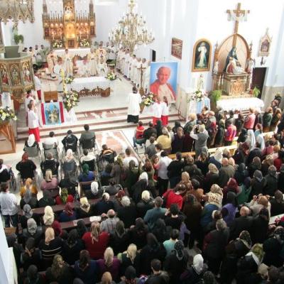 13 mai: Cacica: Pelerinajul de Ziua Bolnavului. Foto: Caritas Iaşi
