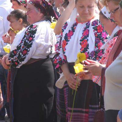 15 mai: Răcăciuni: Sfinţirea bisericii şi a centrului parohial. Foto: Ciprian Cojoc
