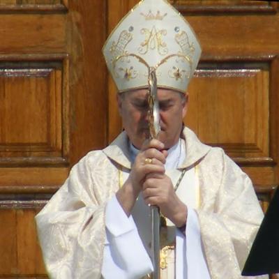 15 mai: Răcăciuni: Sfinţirea bisericii şi a centrului parohial. Foto: Ciprian Cojoc