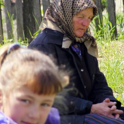 15 mai: Răcăciuni: Sfinţirea bisericii şi a centrului parohial. Foto: Ciprian Cojoc