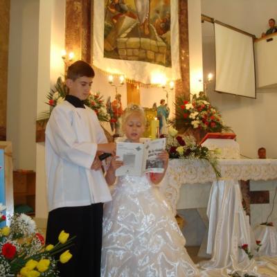 15 mai: Cleja "Sf. Francisc de Assisi": Prima Sfântă Împărtăşanie