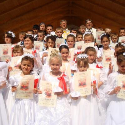 15 mai: Cleja "Sf. Francisc de Assisi": Prima Sfântă Împărtăşanie