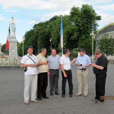 17-20 mai: Lourdes: Întâlnirea preoţilor din seria 1998 a Institutului Teologic Romano-Catolic din Iaşi
