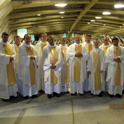 17-20 mai: Lourdes: Întâlnirea preoţilor din seria 1998 a Institutului Teologic Romano-Catolic din Iaşi