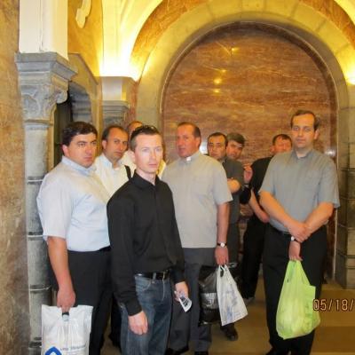 17-20 mai: Lourdes: Întâlnirea preoţilor din seria 1998 a Institutului Teologic Romano-Catolic din Iaşi