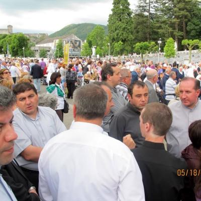 17-20 mai: Lourdes: Întâlnirea preoţilor din seria 1998 a Institutului Teologic Romano-Catolic din Iaşi