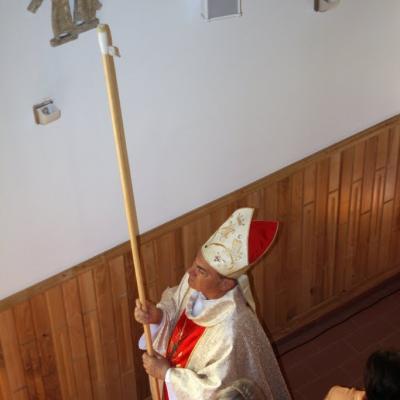 21 mai: Poiana Micului: Sfinţirea bisericii "Fericitul Ioan Paul al II-lea" şi consacrarea altarului (foto: Eduard Lucaci)