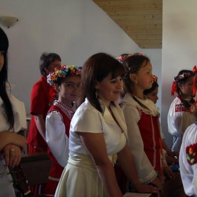 21 mai: Poiana Micului: Sfinţirea bisericii "Fericitul Ioan Paul al II-lea" şi consacrarea altarului (foto: Eduard Lucaci)