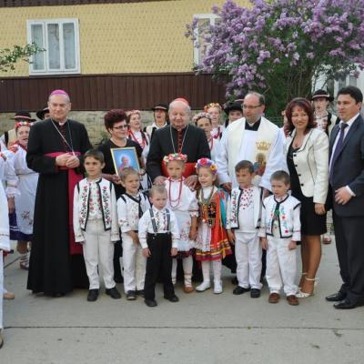 21 mai: Poiana Micului: Liturghia de sfinţire a bisericii "Fericitul Ioan Paul al II-lea"