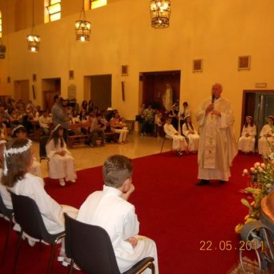 22 mai: Roma: Prima Sfântă Împărtăşanie în comunitatea catolicilor români