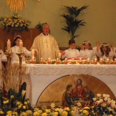 22 mai: Roma: Prima Sfântă Împărtăşanie în comunitatea catolicilor români