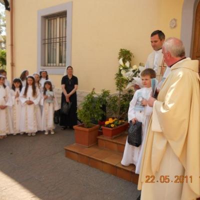 22 mai: Roma: Prima Sfântă Împărtăşanie în comunitatea catolicilor români