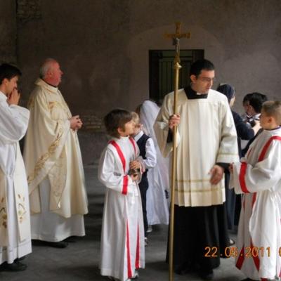 22 mai: Roma: Prima Sfântă Împărtăşanie în comunitatea catolicilor români