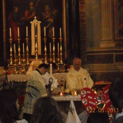 22 mai: Roma: Prima Sfântă Împărtăşanie în comunitatea catolicilor români