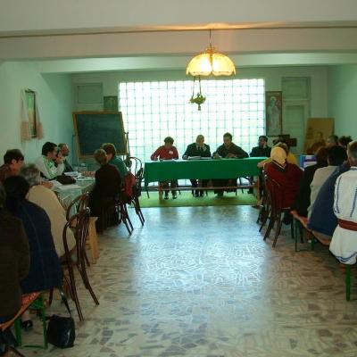 28 mai: Oneşti: Capitol naţional electiv al Ordinului Franciscan Secular